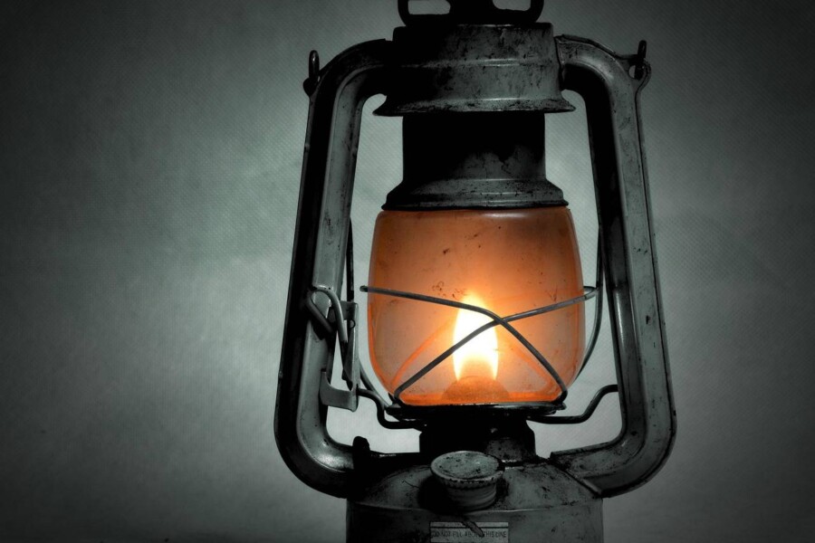 Niski sufit jaka lampa sprawdzi się w takim wnętrzu?